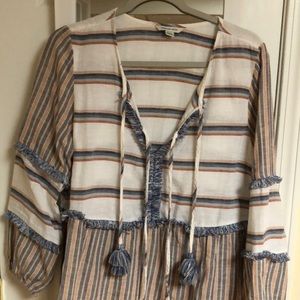 American Eagle size Med pull on blouse. 2 Ties lightweight-perfect for summer.